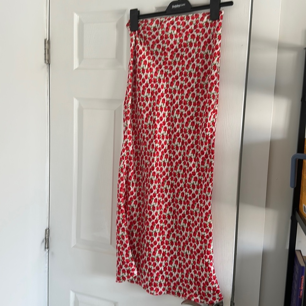 Topshop maxi skirt with rose print